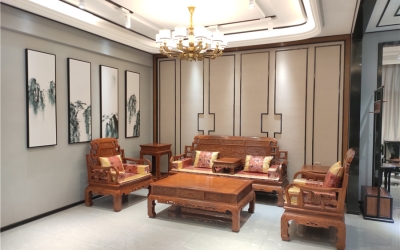 六合同春沙發